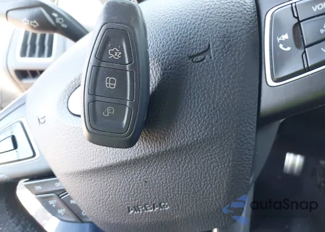 2017 Ford Focus St z USA, uszkodzony, nr VIN 1FADP3L95HL227872